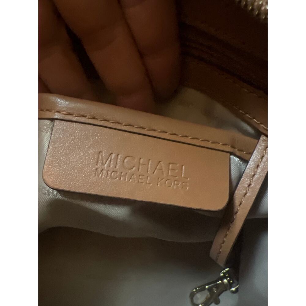 MICHAEL Michael Kors Darien Medium Logo Tote - Picture 7 of 12